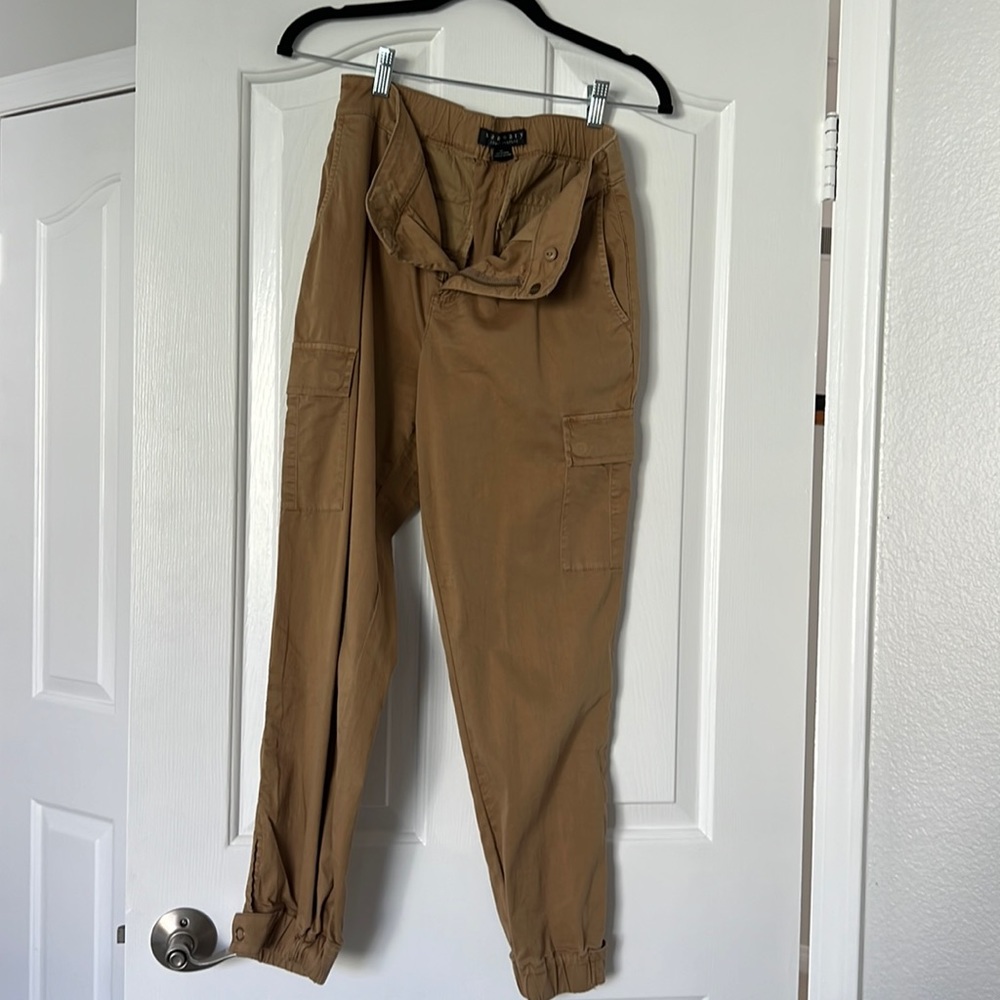 Cargo pant jogger style